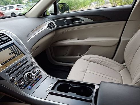 Used 2017 Lincoln MKZ Reserve w/ Climate Package AWD/4WD image 32