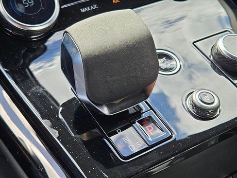 Used 2023 Land Rover Range Rover Sport SE Dynamic image 12