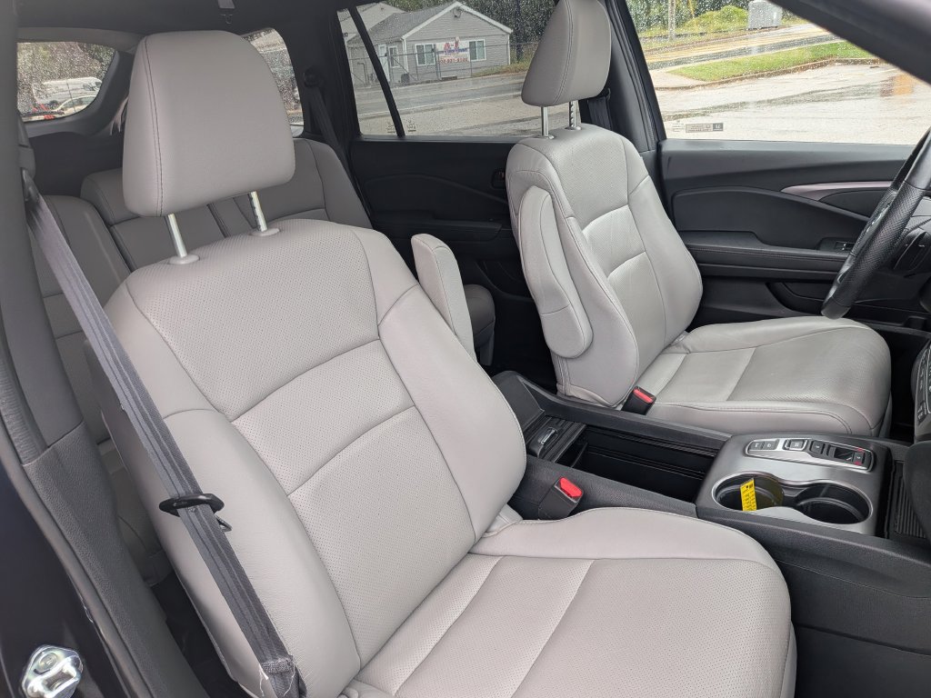 Used 2023 Honda Passport EX-L image 23