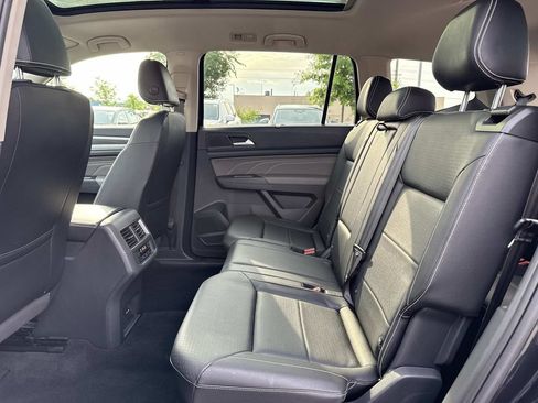 Used 2023 Volkswagen Atlas SE FWD image 11
