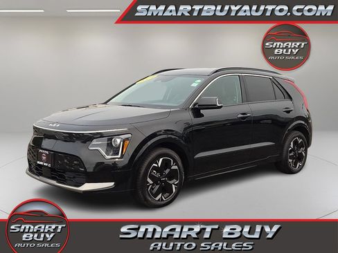 Used 2024 Kia Niro Wind w/ Wind Preserve Package FWD image 1