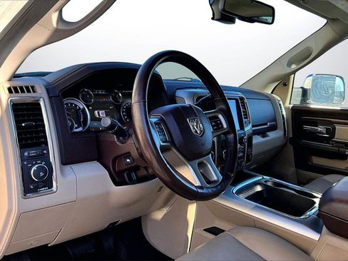 Used 2016 RAM 2500 Laramie w/ Convenience Group image 18