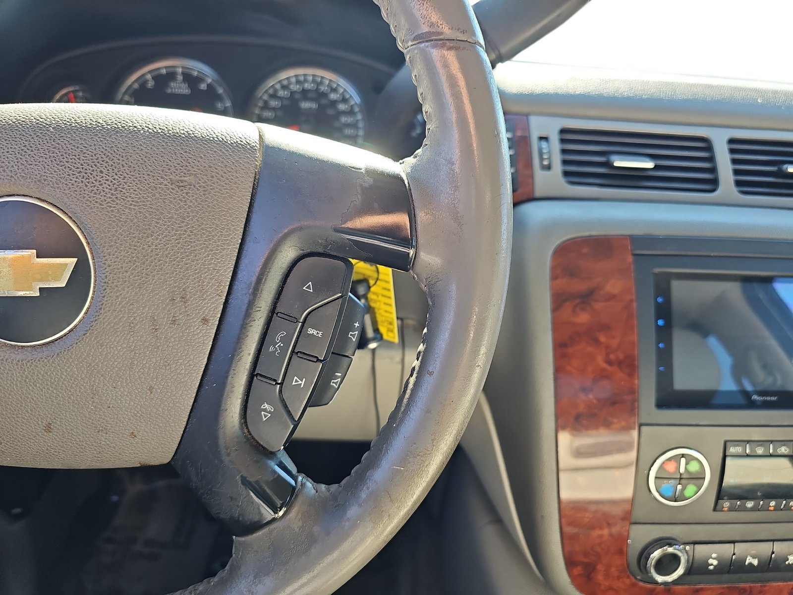 Used 2009 Chevrolet Avalanche LT RWD image 18