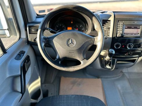 Used 2015 Mercedes-Benz Sprinter 3500 image 16