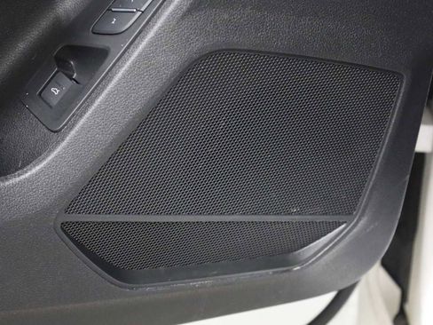 Used 2023 Audi Q3 2.0T Premium w/ Convenience Package image 17