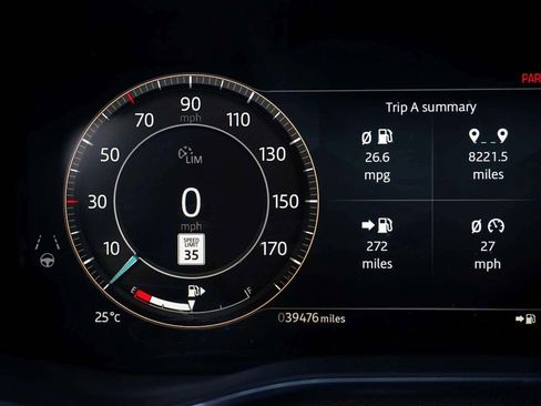 Used 2024 Jaguar F-PACE R-Dynamic S image 29