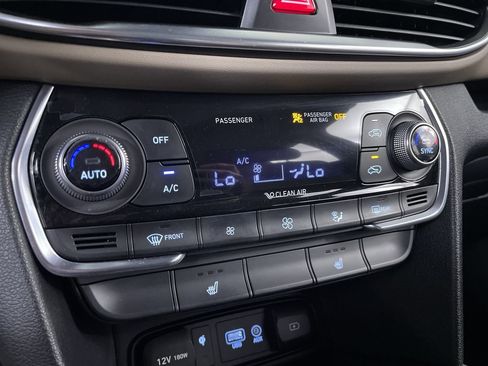 Used 2020 Hyundai Santa Fe SEL w/ Convenience Package AWD/4WD image 17