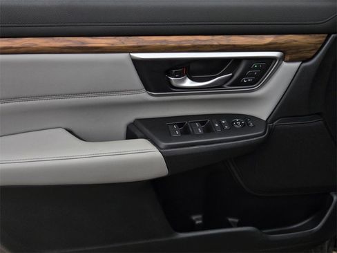 Used 2021 Honda CR-V Touring image 18