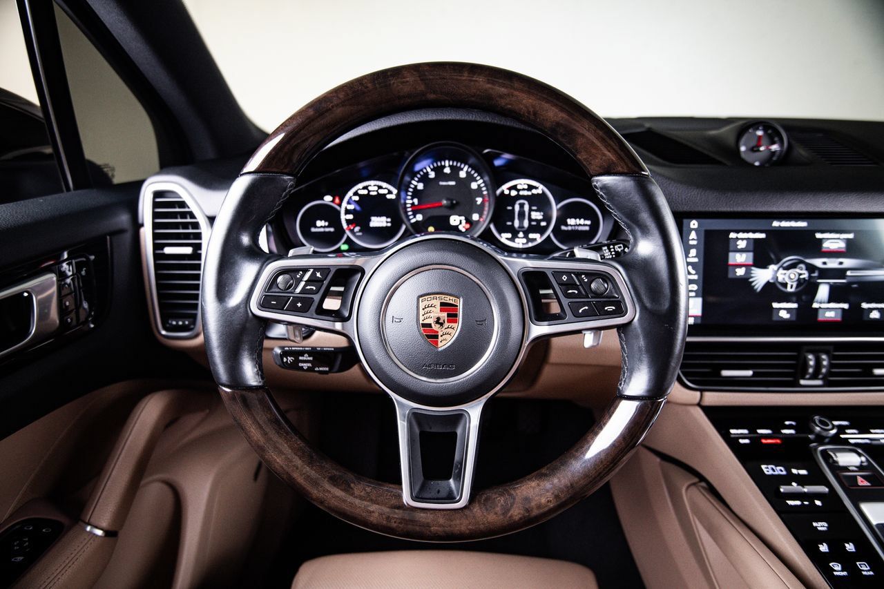 Used 2019 Porsche Cayenne AWD/4WD image 25