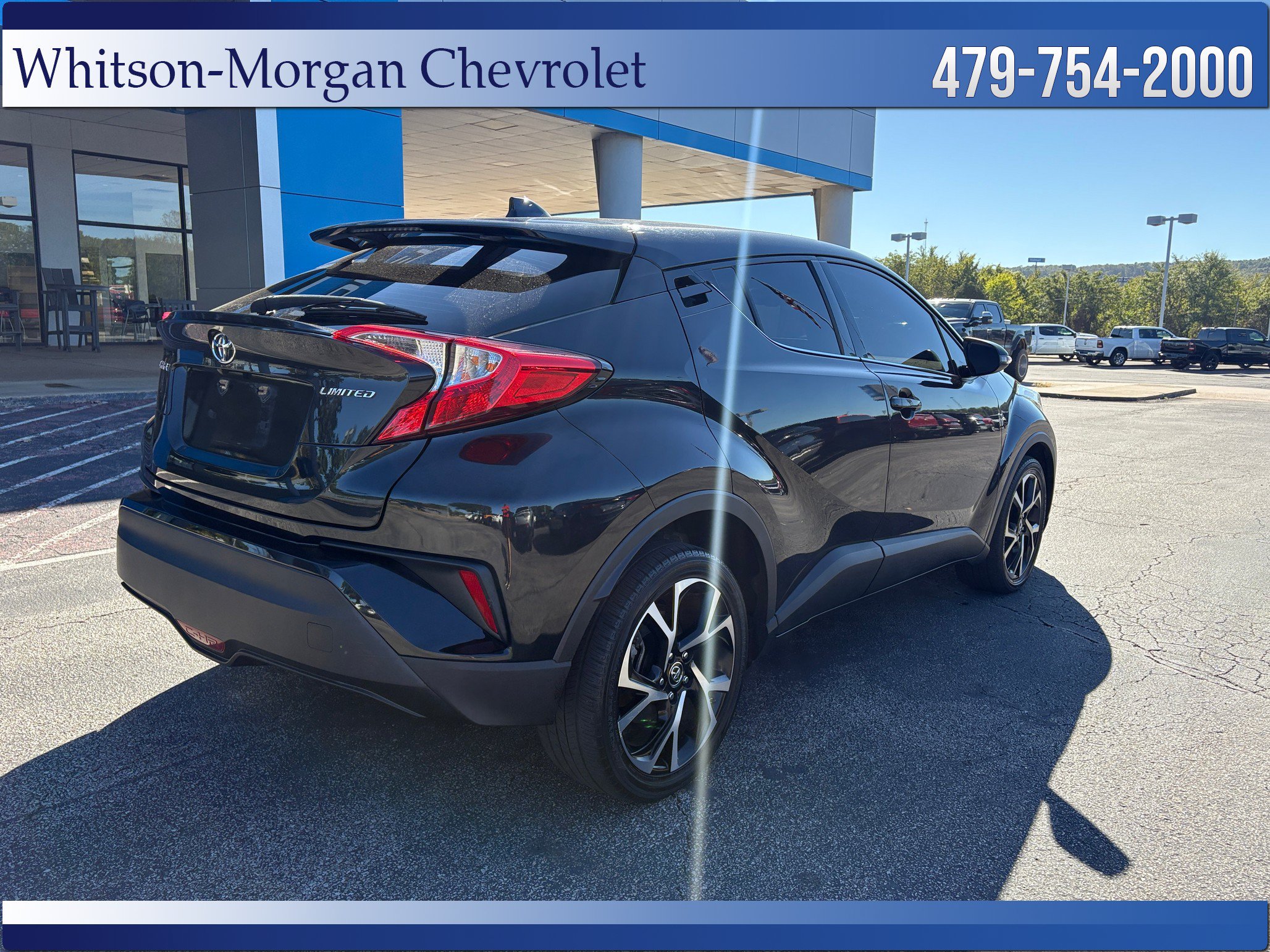 Used 2019 Toyota C-HR Limited FWD image 5