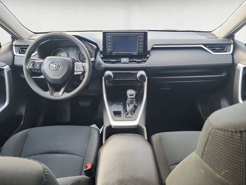 Certified 2022 Toyota RAV4 LE image 10