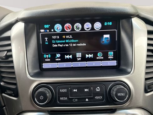 Used 2019 Chevrolet Suburban Premier w/ Premier Plus Edition AWD/4WD image 12