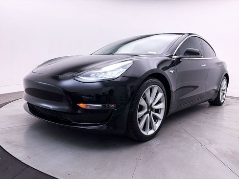 Used 2018 Tesla Model 3 Long Range image 9