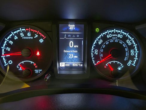 Used 2021 Toyota Tacoma SR image 29