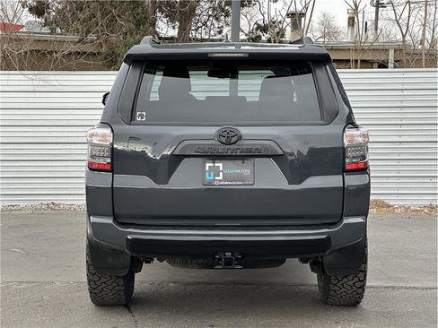 Used 2024 Toyota 4Runner TRD Off-Road image 11
