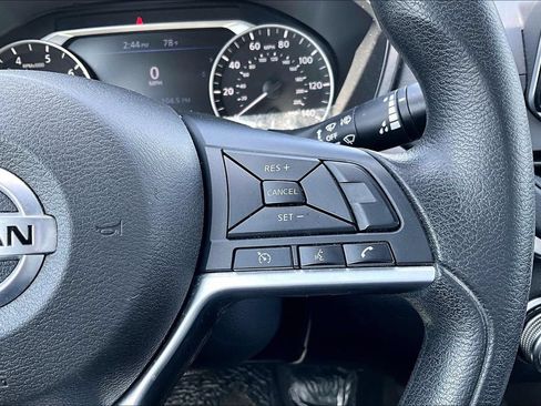 Used 2020 Nissan Altima 2.5 S FWD image 17