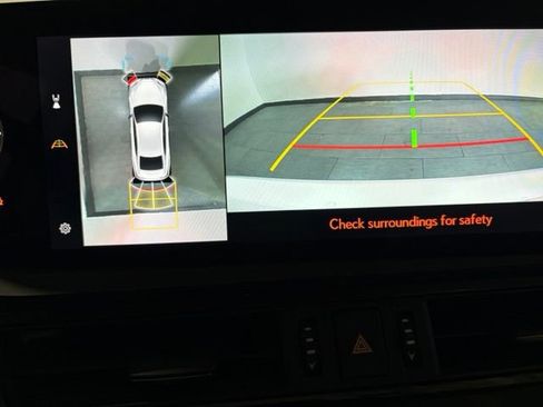 Used 2025 Lexus ES 300h Ultra Luxury w/ Accessory Package (Z1) FWD image 19