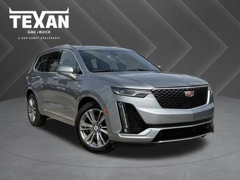 Used 2025 Cadillac XT6 Premium Luxury image 1