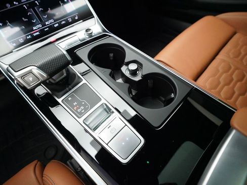 Used 2024 Audi RS 7 Performance image 31