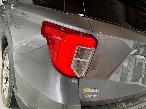 Used 2021 Ford Explorer XLT w/ Equipment Group 202A image 33