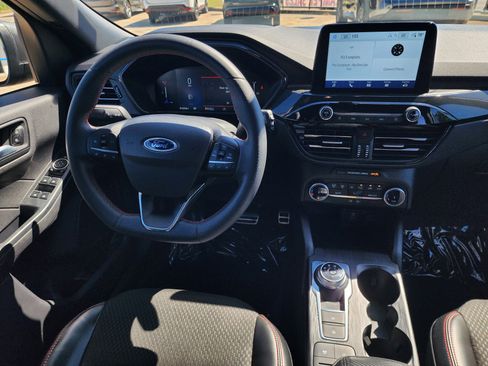 Used 2024 Ford Escape ST-Line image 15