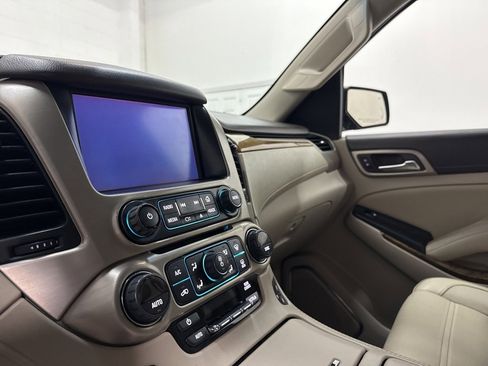Used 2017 GMC Yukon XL Denali w/ Open Road Package image 34
