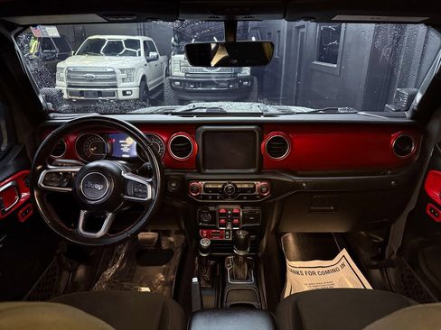Used 2021 Jeep Gladiator Rubicon image 19