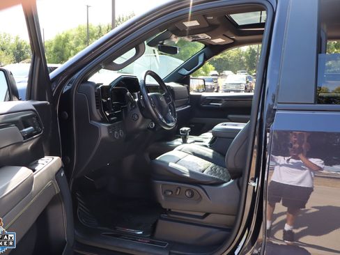 Used 2022 Chevrolet Silverado 1500 ZR2 w/ Technology Package AWD/4WD image 26