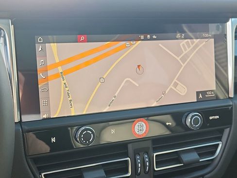 New 2026 Porsche Macan Turbo image 15