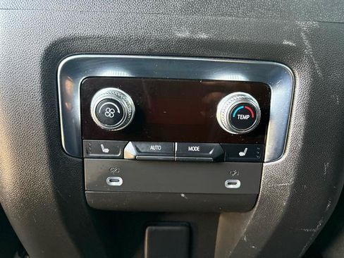 Used 2023 GMC Yukon Denali AWD/4WD image 44
