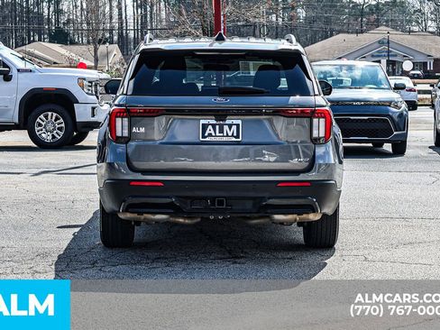 Used 2025 Ford Explorer ST-Line image 11