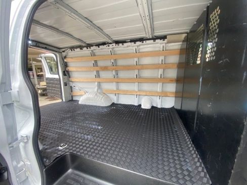 Used 2023 Chevrolet Express 2500 w/ Driver Convenience Package image 20