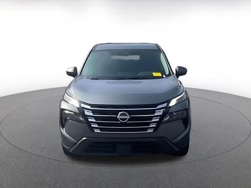 Used 2025 Nissan Rogue SV image 4