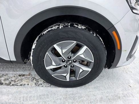 Certified 2021 Kia Sorento EX image 13