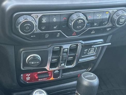 Used 2021 Jeep Gladiator Mojave AWD/4WD image 18