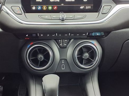 New 2026 Chevrolet Blazer LT image 9