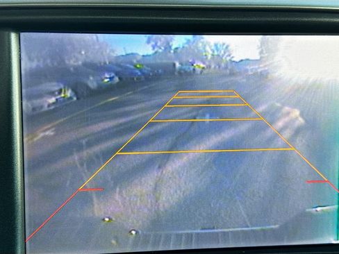 Used 2015 Chevrolet Silverado 1500 LT w/ LT Convenience Package image 17