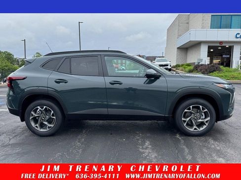 New 2026 Chevrolet Trax LT FWD image 24