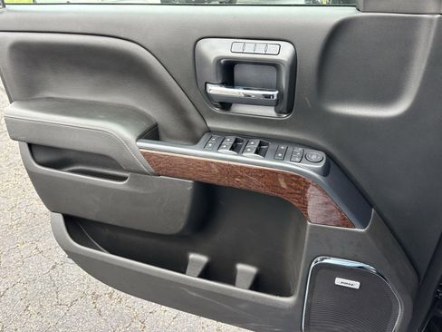 Used 2018 GMC Sierra 1500 SLT w/ SLT Premium Package image 15