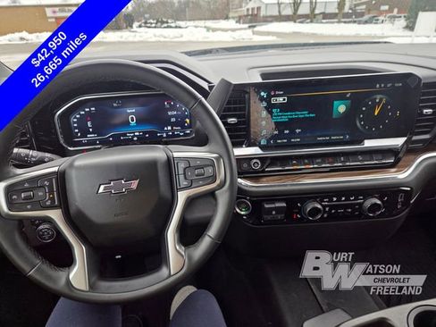 Used 2023 Chevrolet Silverado 1500 RST image 13