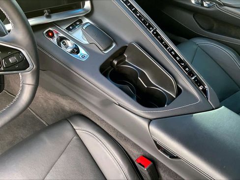 Certified 2024 Chevrolet Corvette Stingray Preferred Cpe image 17