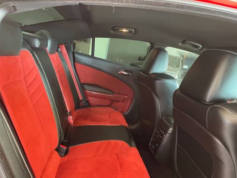 Used 2016 Dodge Charger SRT Hellcat w/ Harman/Kardon Audio Group image 23