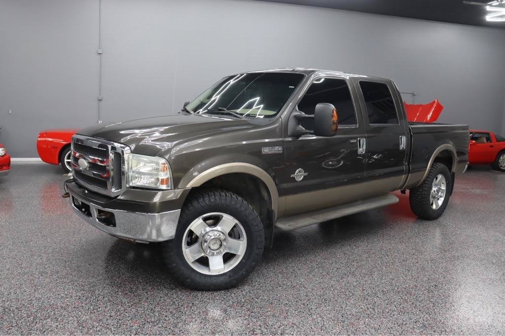 Used 2005 Ford F250 XL AWD/4WD image 1