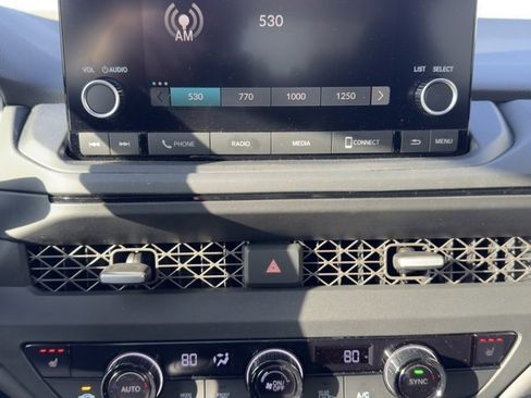 Certified 2025 Honda Accord SE image 19