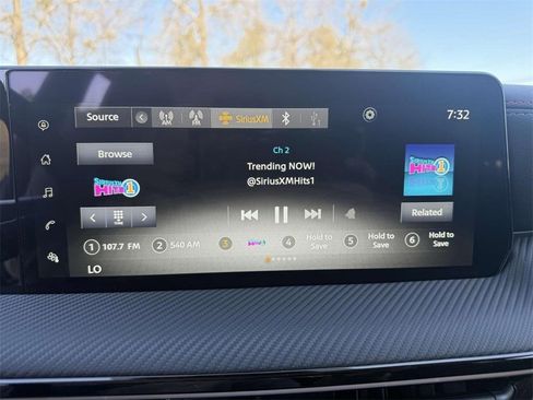 New 2025 Nissan Kicks SR image 15