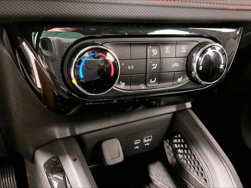 Certified 2024 Chevrolet TrailBlazer RS w/ Driver Confidence Package FWD image 14