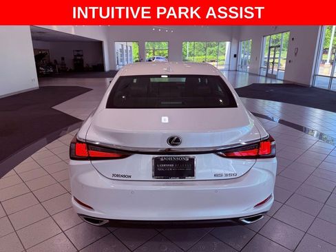 Certified 2022 Lexus ES 350 w/ Premium Package FWD image 6