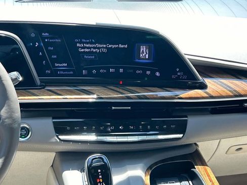 Used 2023 Cadillac Escalade Sport Platinum w/ Heavy-Duty Trailer Package AWD/4WD image 16