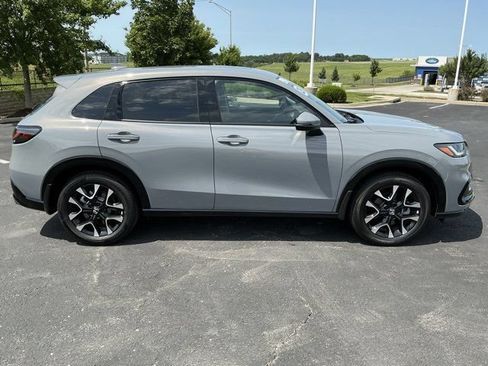 Used 2026 Honda HR-V EX-L image 3