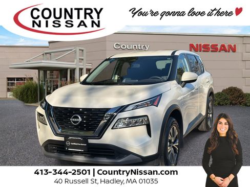 Used 2023 Nissan Rogue SV image 1